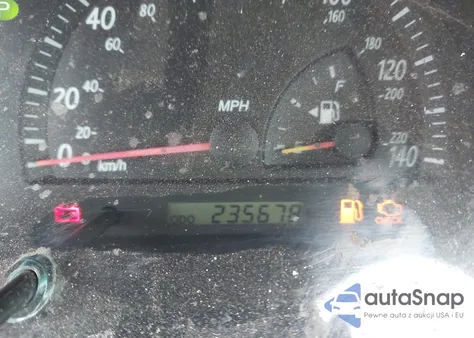 2002 Toyota Camry Le z USA, uszkodzony, nr VIN JTDBE32K720119418